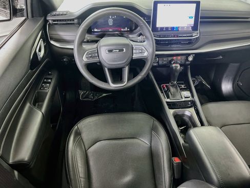 Used 2023 Jeep Compass High Altitude AWD/4WD image 22
