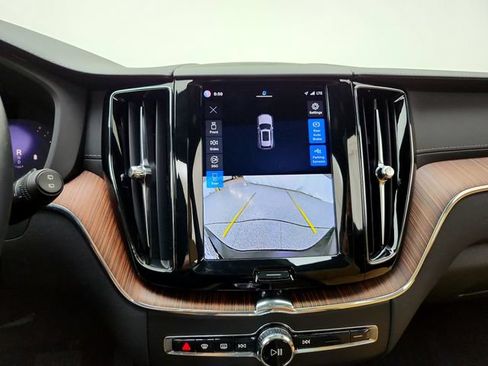 Certified 2023 Volvo XC60 B5 Ultimate w/ Climate Package AWD/4WD image 24