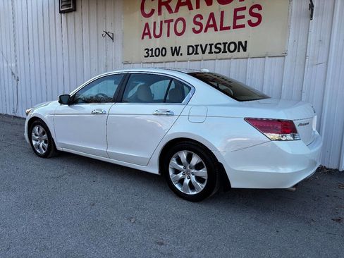 Used 2010 Honda Accord EX-L image 9