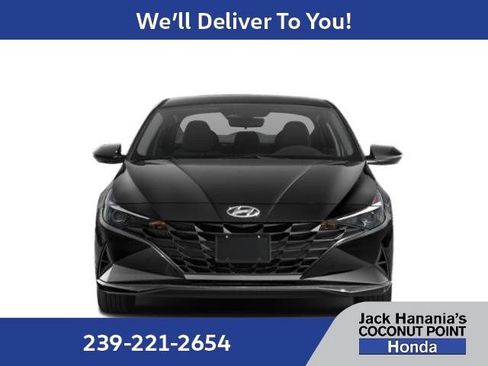Used 2022 Hyundai Elantra SE FWD image 7