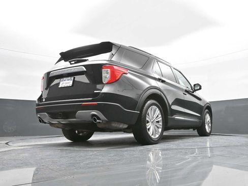 Used 2020 Ford Explorer Limited w/ Class III Trailer Tow Package image 42