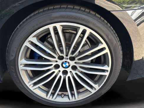 Used 2019 BMW M550i xDrive w/ Premium Package AWD/4WD image 32