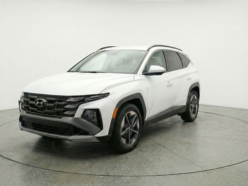 Used 2025 Hyundai Tucson SEL image 3