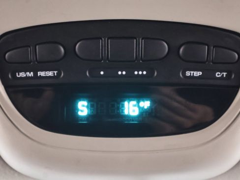 Used 2005 Dodge Ram 1500 Truck 2WD Quad Cab image 29