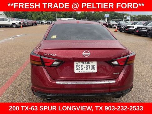 Used 2023 Nissan Altima 2.5 SR w/ SR Premium Package AWD/4WD image 9