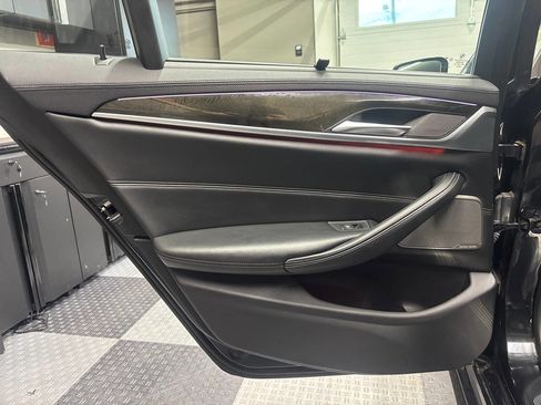 Used 2017 BMW 540i RWD image 17