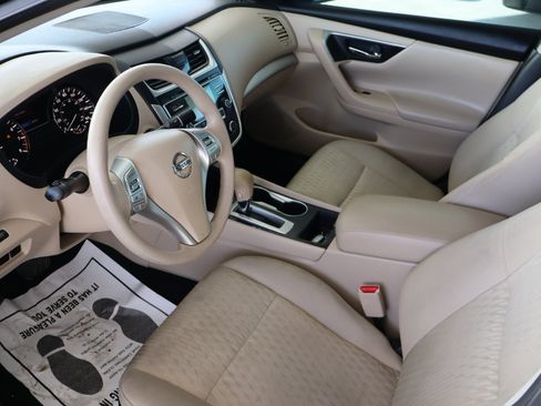 Used 2017 Nissan Altima 2.5 S w/ Power Driver Seat Package image 16