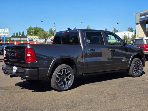 New 2026 RAM 1500 Laramie AWD/4WD image 36