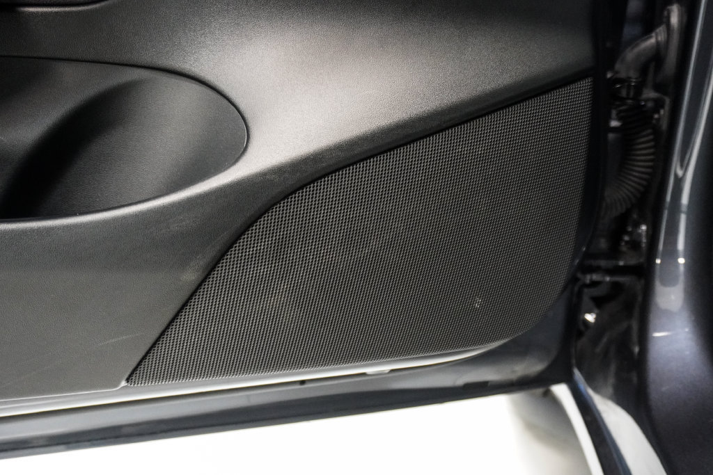 Used 2023 Tesla Model 3 Standard Range RWD image 19