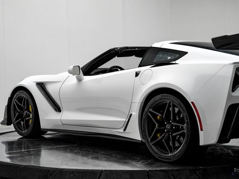 Used 2019 Chevrolet Corvette ZR1 image 14