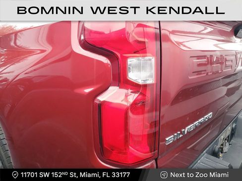 Used 2019 Chevrolet Silverado 1500 High Country w/ Technology Package image 8