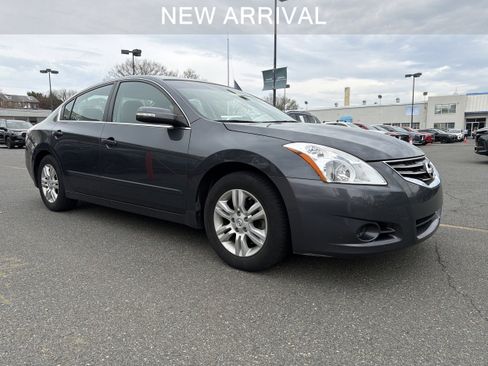 Used 2011 Nissan Altima 2.5 S w/ Convenience Pkg image 1