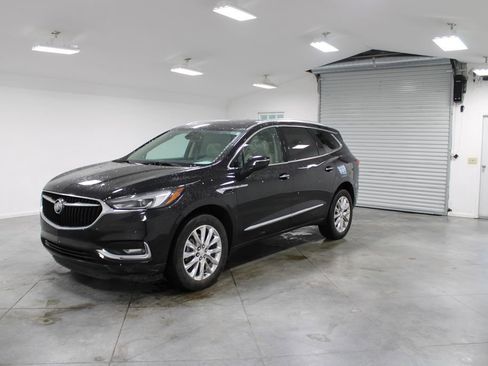 Used 2020 Buick Enclave Premium w/ Sun and Sites Package image 4