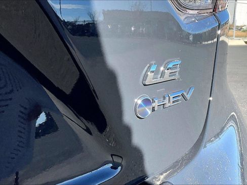 Certified 2025 Toyota Corolla LE image 8