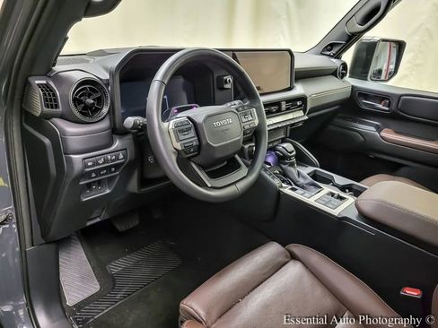 Used 2025 Toyota Land Cruiser w/ Premium Package image 9
