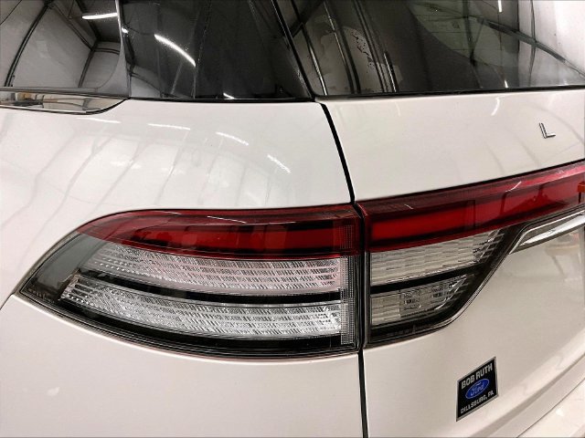 Used 2021 Lincoln Aviator Grand Touring w/ Equipment Group 301A AWD/4WD image 29