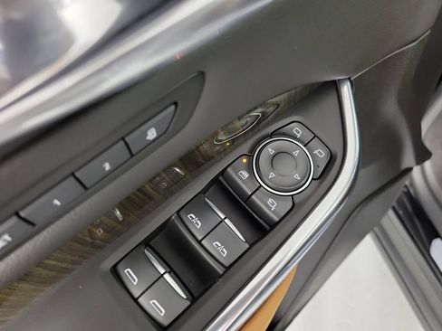 Used 2021 Cadillac XT4 Premium Luxury FWD image 21