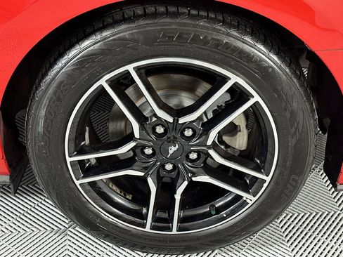 Used 2018 Ford Mustang Premium RWD image 10
