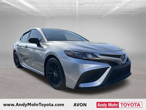 Used 2022 Toyota Camry SE w/ Convenience Package AWD/4WD image 1