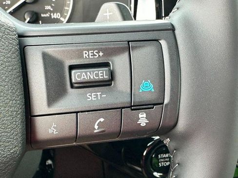 Certified 2026 Nissan Pathfinder SV AWD/4WD image 12