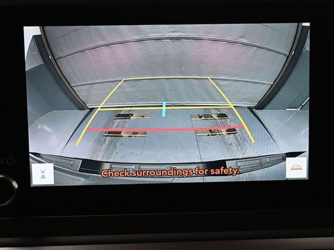 Certified 2025 Toyota Tacoma SR5 image 22