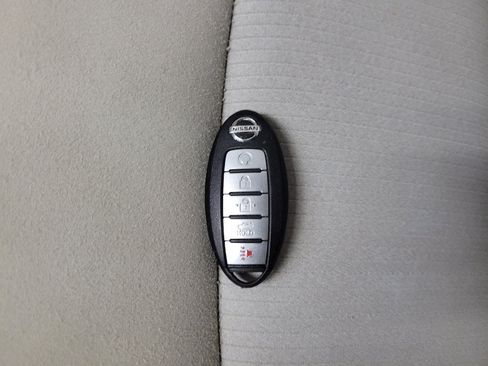 Used 2020 Nissan Altima 2.5 SV FWD image 32