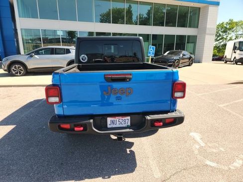 Used 2022 Jeep Gladiator Rubicon AWD/4WD image 9