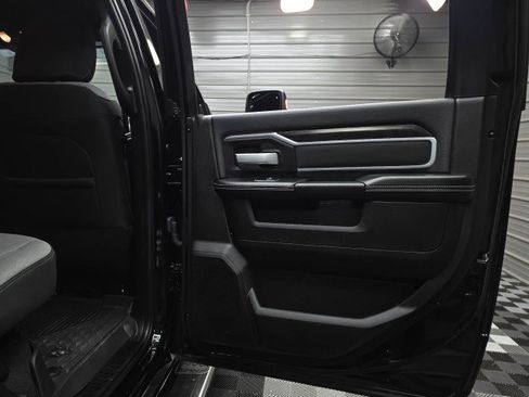 Used 2024 RAM 2500 Big Horn w/ Protection Group AWD/4WD image 36