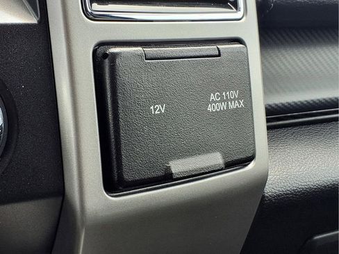 Used 2019 Ford F150 Lariat w/ Trailer Tow Package AWD/4WD image 9