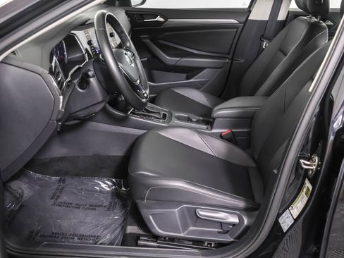 Used 2019 Volkswagen Jetta SEL w/ Cold Weather Package FWD image 22