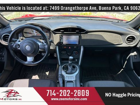 Used 2017 Toyota 86 RWD image 17