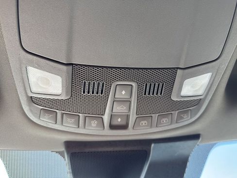 Used 2020 Ford F150 Lariat w/ Equipment Group 502A Luxury AWD/4WD image 44
