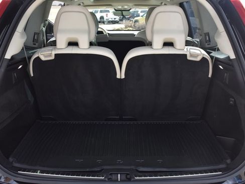 Used 2023 Volvo XC90 B6 Ultimate w/ Protection Package Premier image 19