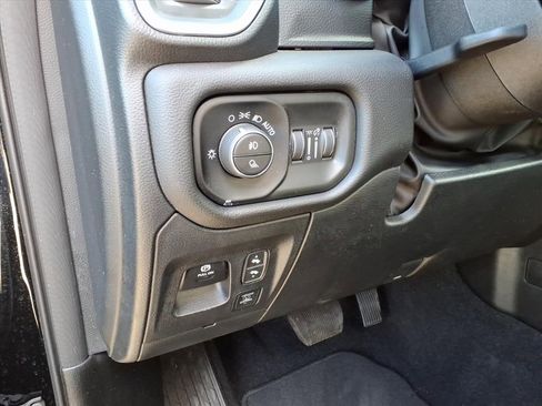 Used 2025 RAM 1500 Big Horn image 18