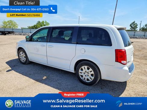 Used 2017 Dodge Grand Caravan SE FWD image 3