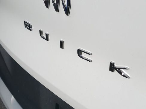 Used 2025 Buick Envista Preferred image 7