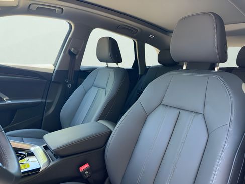Certified 2025 Audi Q5 Premium Plus w/ Premium Plus AWD/4WD image 37