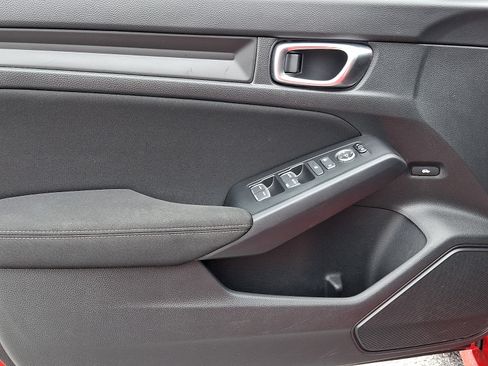 Used 2023 Honda Civic LX image 12
