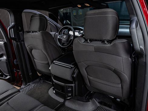 Used 2025 RAM 1500 Classic Warlock image 33