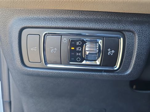 New 2026 Lincoln Corsair Reserve image 25