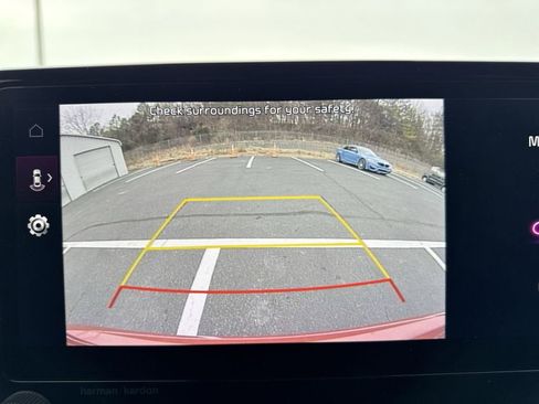 Used 2023 Kia Forte GT-Line w/ GT-Line Premium Package image 17