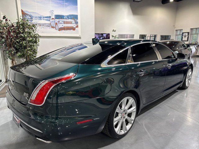 Used 2017 Jaguar XJ L Portfolio AWD/4WD image 28