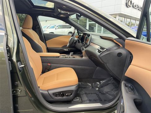 Certified 2025 Lexus RX 350 Premium AWD/4WD image 15