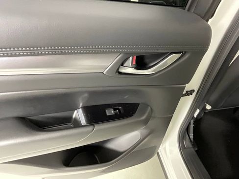 New 2025 MAZDA CX-5 AWD 2.5 S w/ Preferred Package image 19