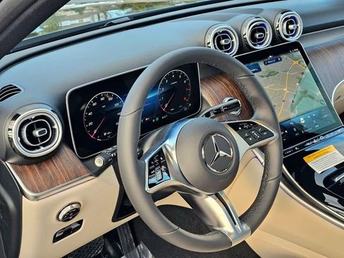 New 2026 Mercedes-Benz GLC 300 4MATIC image 15