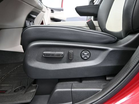 Used 2025 Honda Odyssey Elite image 21