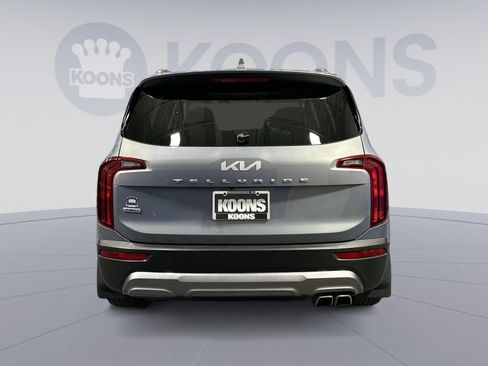 Used 2022 Kia Telluride S image 5
