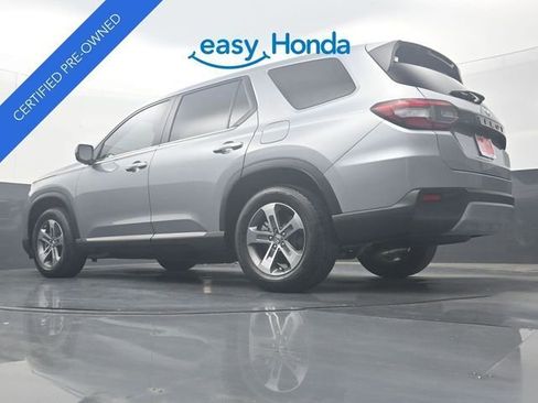 Certified 2025 Honda Pilot EX-L image 30