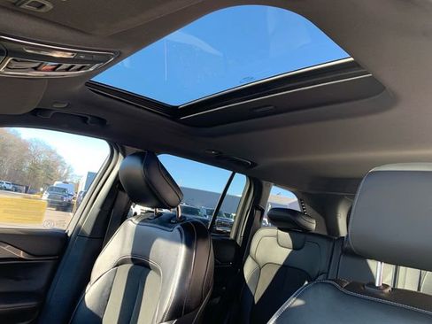 Used 2023 Jeep Grand Cherokee Altitude image 39