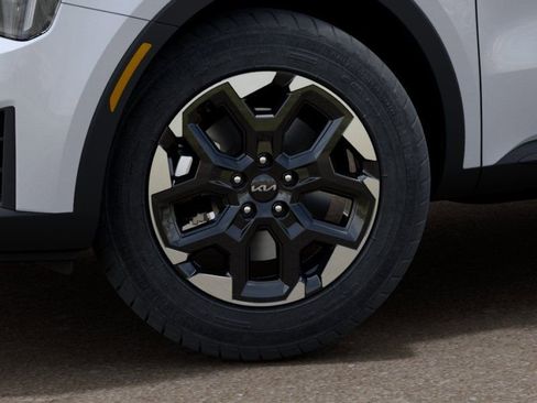 New 2026 Kia Sorento S FWD image 9